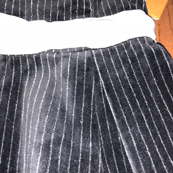 NEW Size 5 carter’s black striped dress NWT - Picture 2 of 2